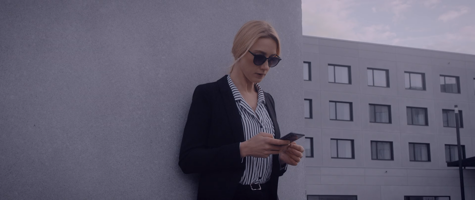 Seeing Clearly in Motion: Eyewear for Modern City Life